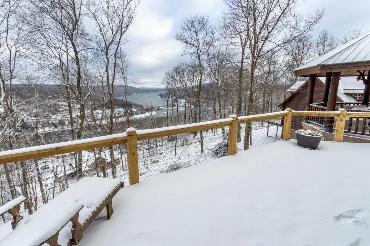 Вілла Bella Vista! Amazing Lake Views, Hot Tub, Peleton! МакГенрі Екстер'єр фото